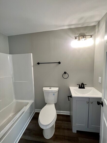 Building Photo - 314 Mosier Ave