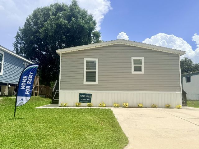 Building Photo - 12130 US Hwy 41 S