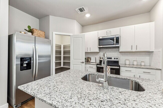 Building Photo - 2200 North Buddy Hayes Blvd