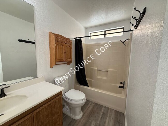 Building Photo - 14229 Winchester Dr