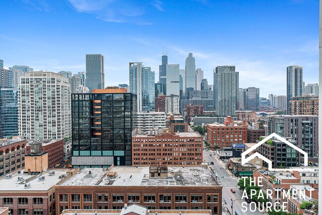 Building Photo - 757 N Orleans St