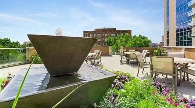 Building Photo - 4545 Wornall Rd