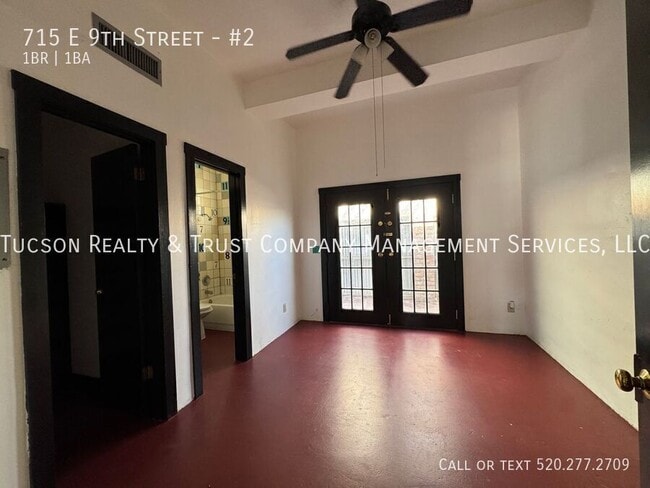 Building Photo - 715 E 9th St