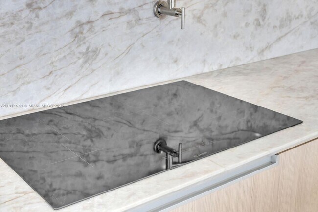 Building Photo - 19707 Turnberry Way