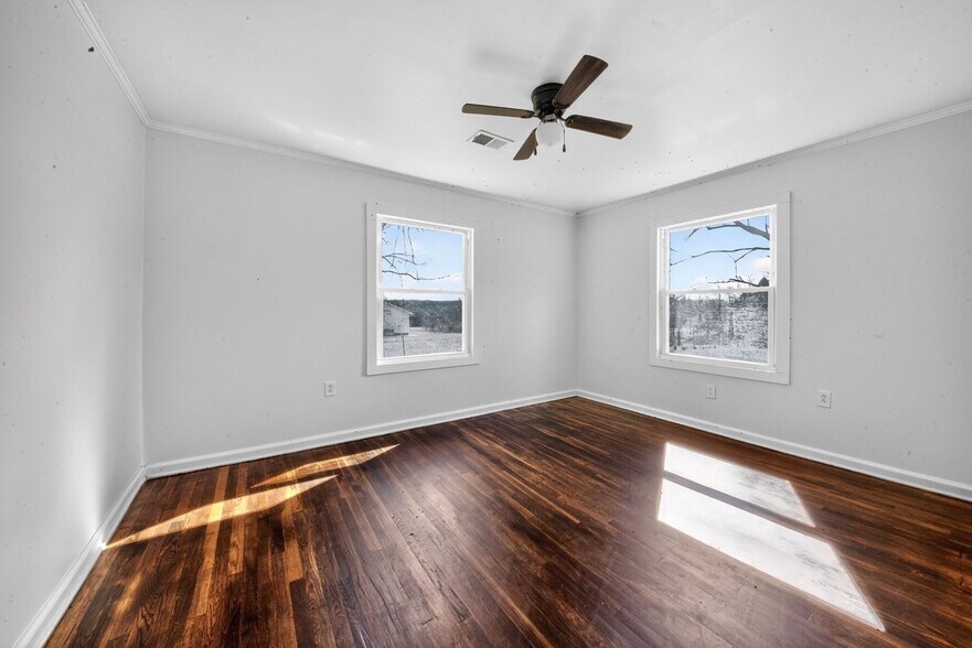 Building Photo - 10208 TN-13