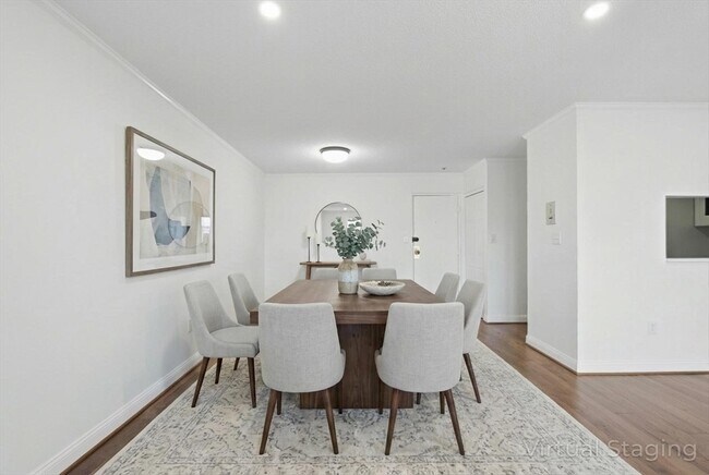 Building Photo - 2 Summit Dr