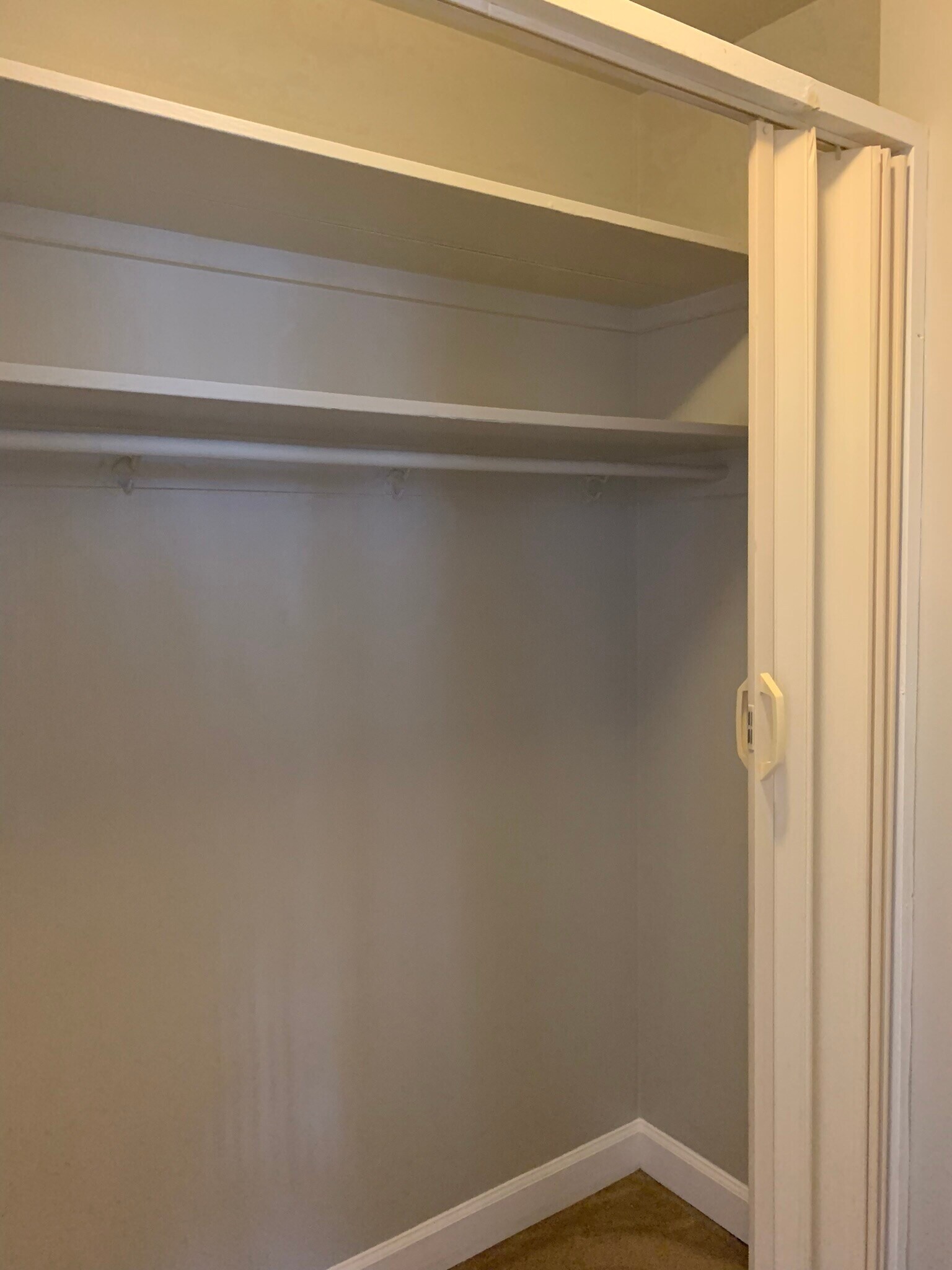 Main Closet - 1111 Arlington