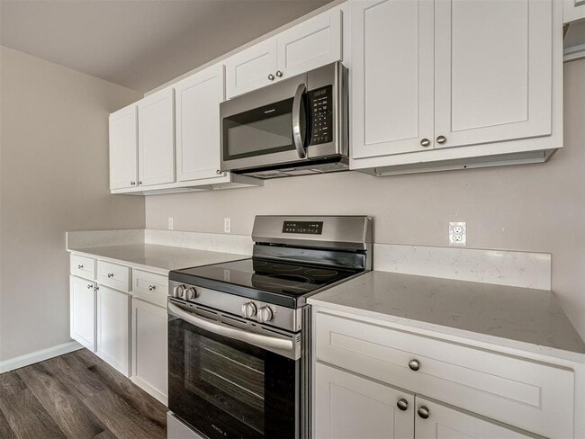 Building Photo - 1102 Ashton Ln