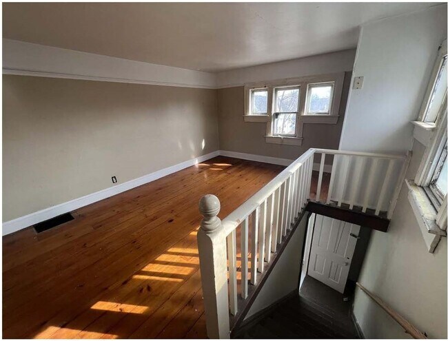 Building Photo - 685 Franklin St