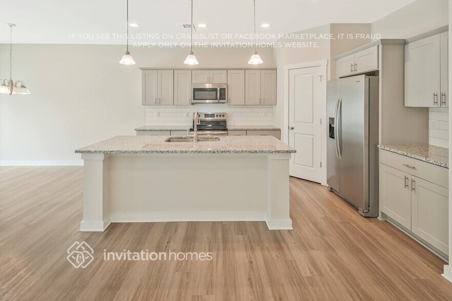 Building Photo - 3011 Ayana Dr