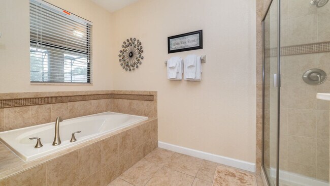 Building Photo - 1506 Moon Valley Dr