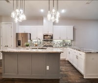 Building Photo - 5015 Meridian-131.7