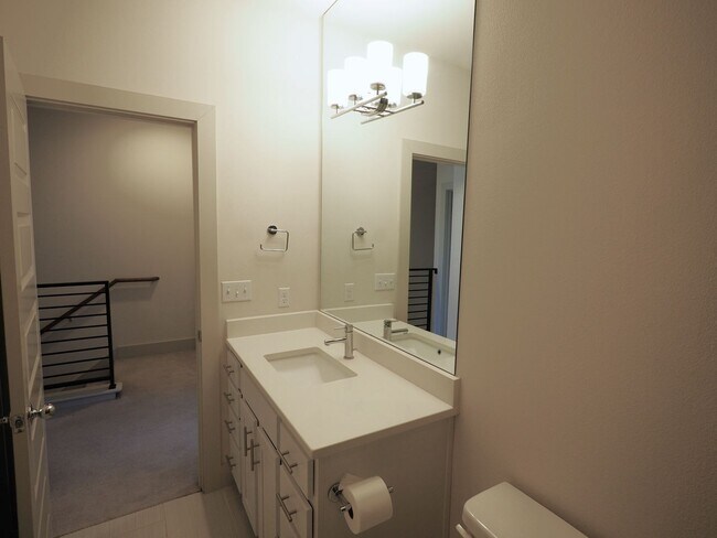 Building Photo - Gated Community In Round Rock