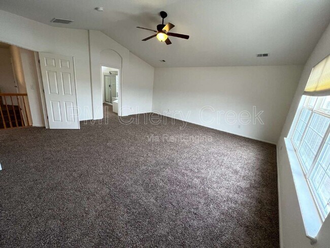 Building Photo - 2115 Selenite Ct