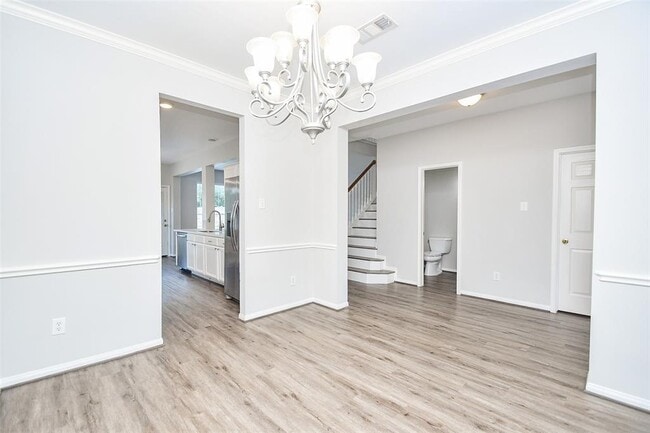 Building Photo - 5523 Poundstone Ct