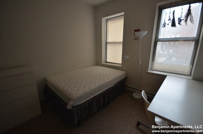 Building Photo - 772 Columbus Ave