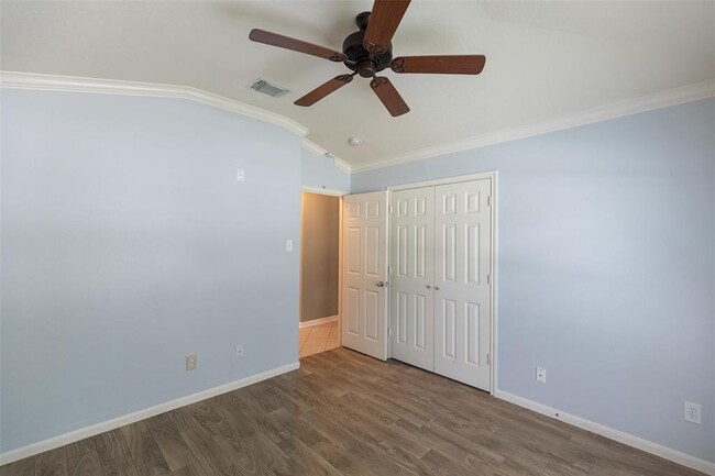 Building Photo - 25315 Sierra Woods Ln