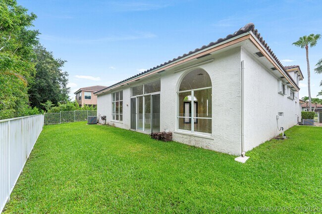 Building Photo - 18596 Ocean Mist Dr