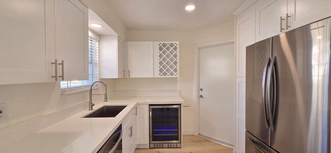 Building Photo - 13150 Green Finch Terrace