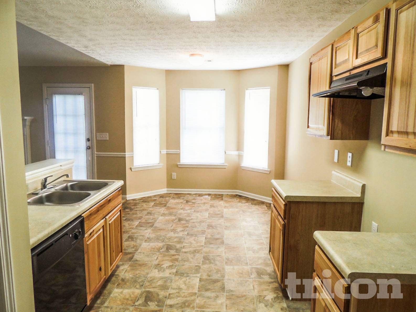 Building Photo - 1002 Mark Trail