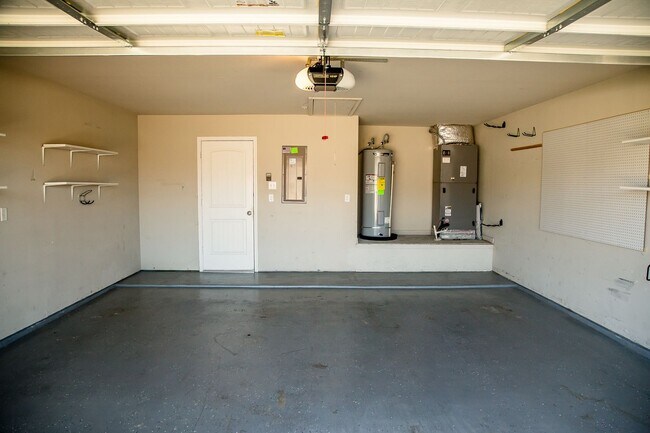 Building Photo - For Lease – $2,100/month | $2,250 Security...