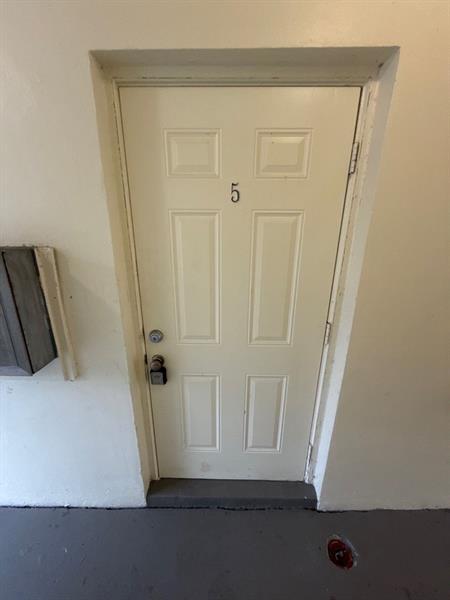 Building Photo - 8600 NW 40th St