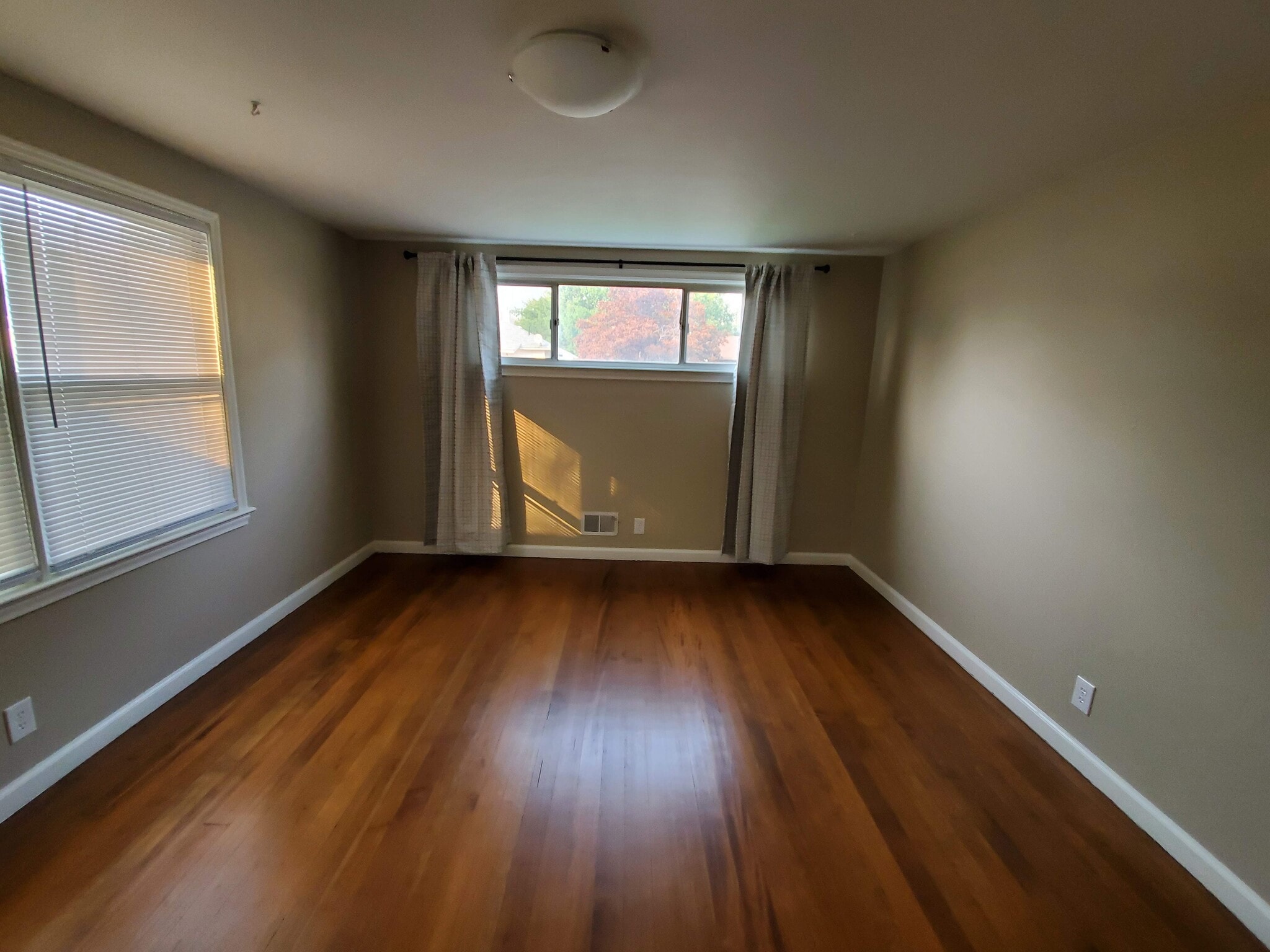 Bedroom Upstairs - 353 Lawton St