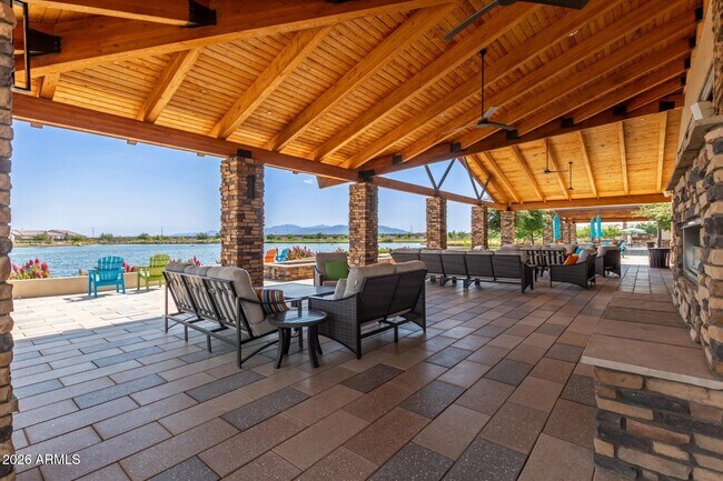 Building Photo - 24970 N 172nd Ave