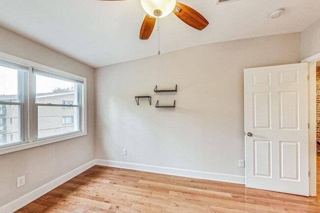 Building Photo - Coming Soon! Gorgeous 4 Bed + 3.5 Ba totally renovated row home in Columbia Heights