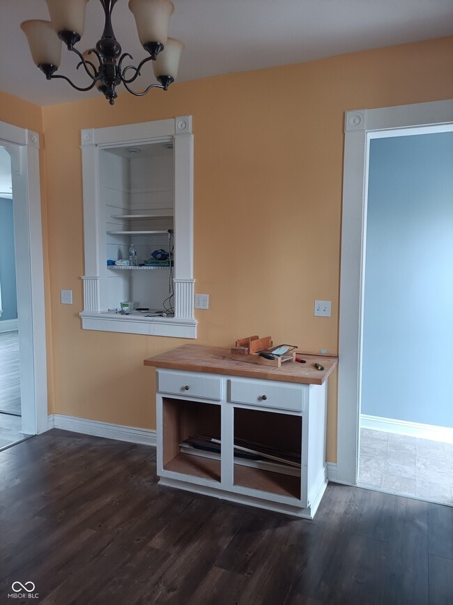 Building Photo - 404 W North St