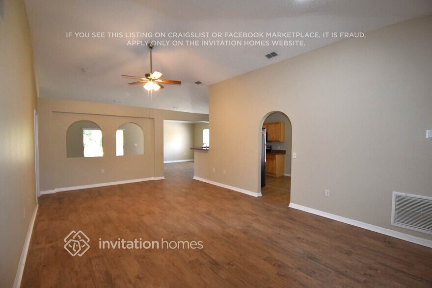 Building Photo - 6916 Crown Lake Dr