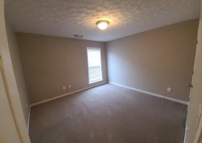 Building Photo - 9016 Scottsdale Ct