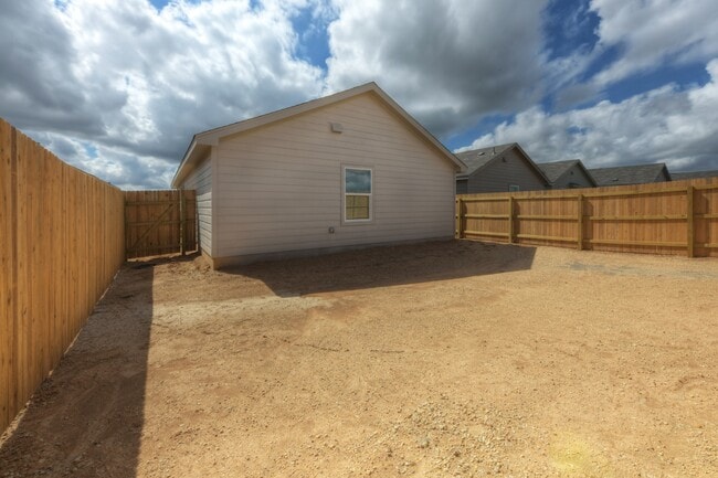 Building Photo - 3708 Wentz Hill Dr