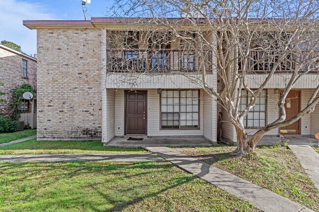 Building Photo - 3535 Yorkfield Dr