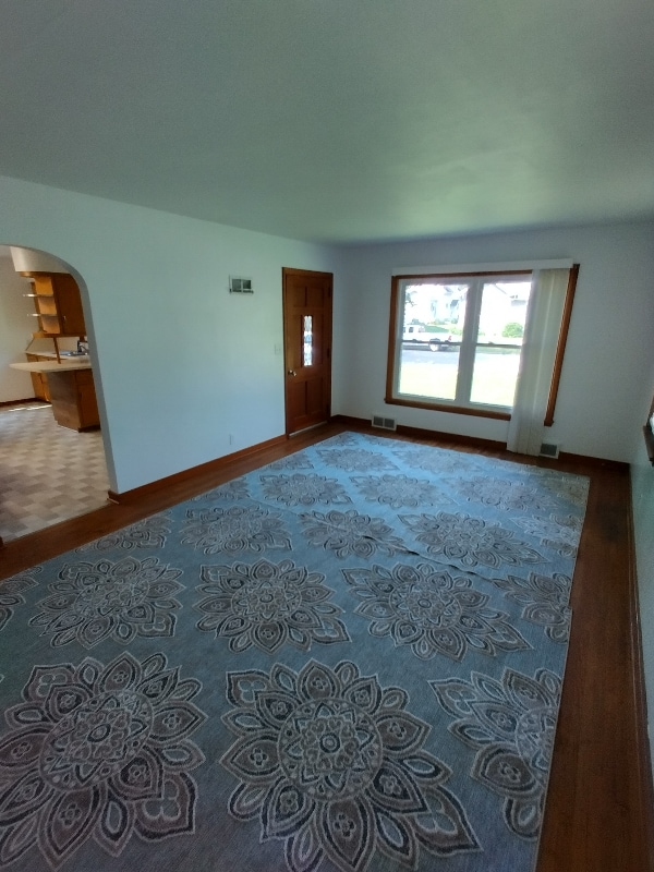 Building Photo - 813 S Prairie Ave