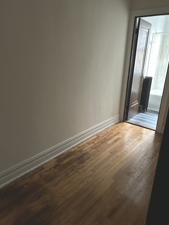 Building Photo - 4957 N Whipple St