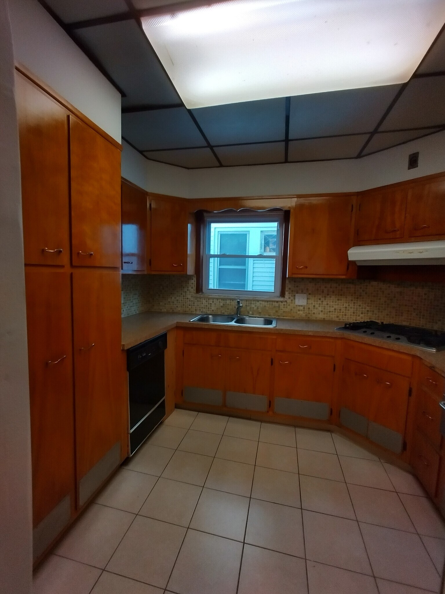 Building Photo - 29 Parkview Ave