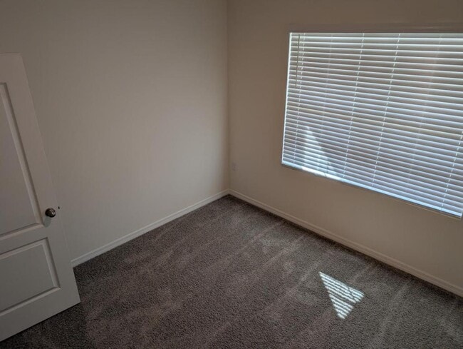 Building Photo - 1339 Lawndale Ct