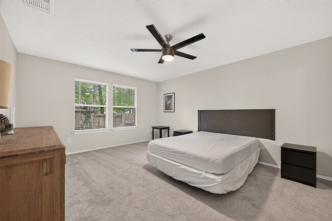 Building Photo - 202 N Vesper Bend Cir