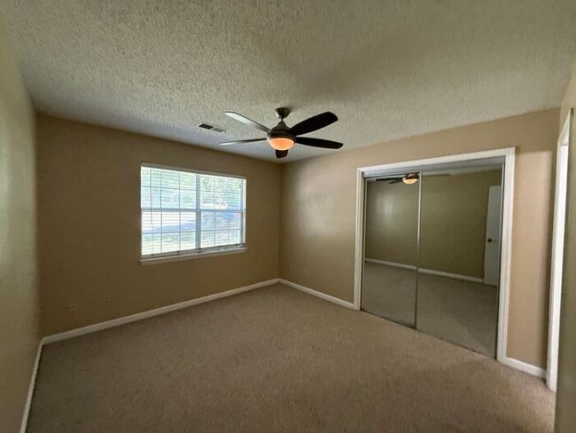 Building Photo - T.R. Lawing Realty Property