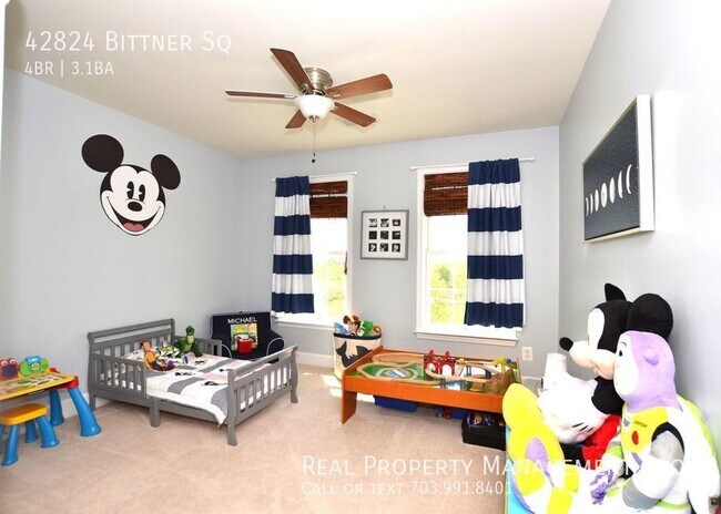Building Photo - 42824 Bittner Square