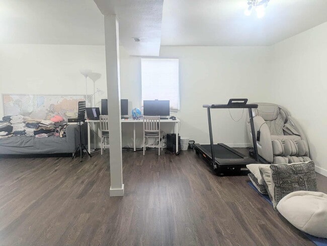 Building Photo - 16302 SE 132nd St