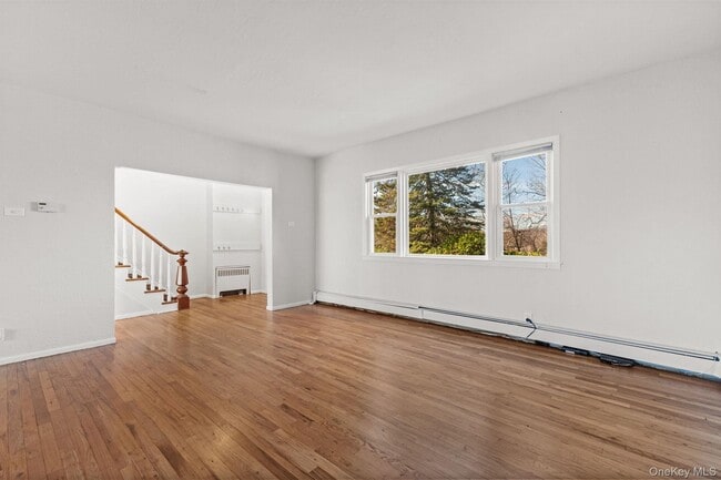 Building Photo - 45 Pamela Ln