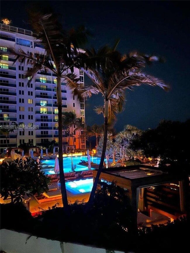 Building Photo - 2301 Collins Ave