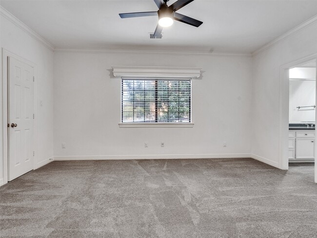 Building Photo - 2525 Nantucket Dr