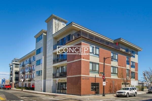 Building Photo - 339A D St. Unit 5B