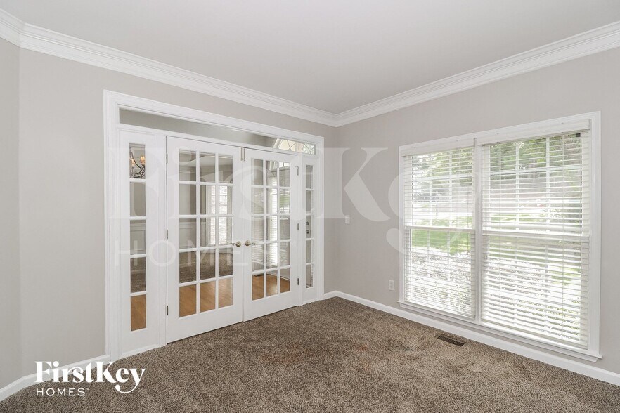 Building Photo - 1557 Grove Arbor Terrace