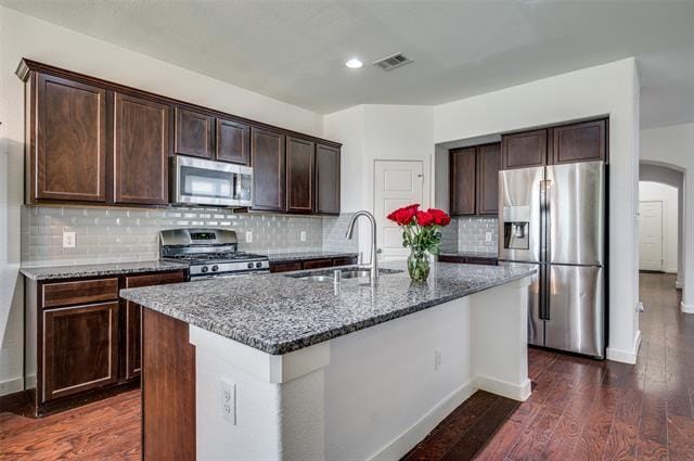 Building Photo - 1133 Foxtail Dr