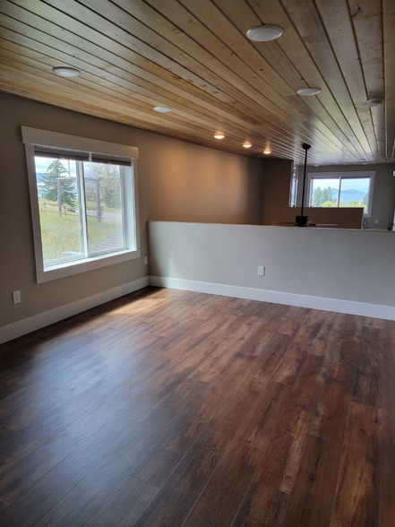 Building Photo - 100 Lavista Dr