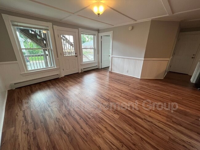 Building Photo - 68 Kenney St